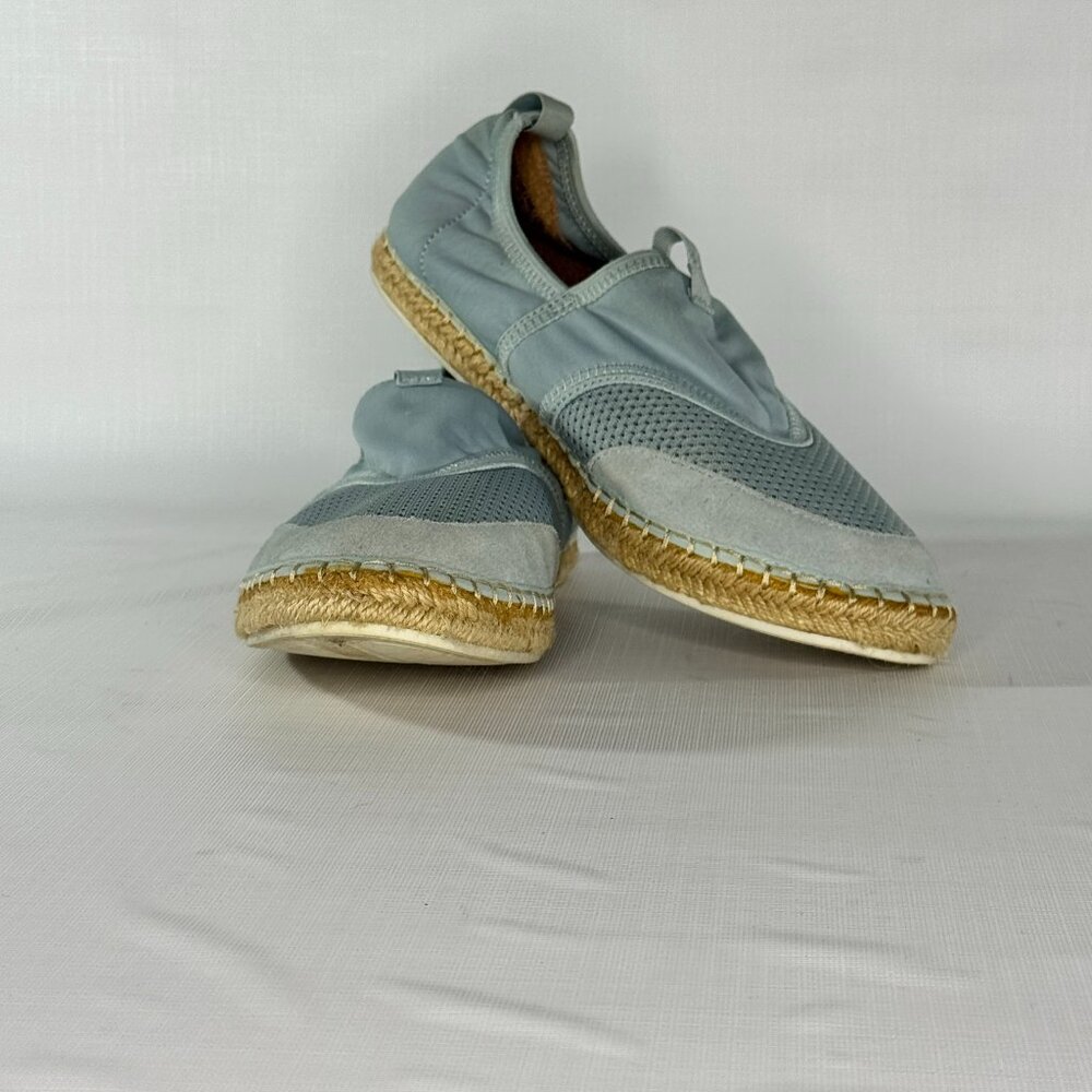 Gentle Souls by Kenneth Cole Women's Lizzy Sporty Espadrille Slip On flat.